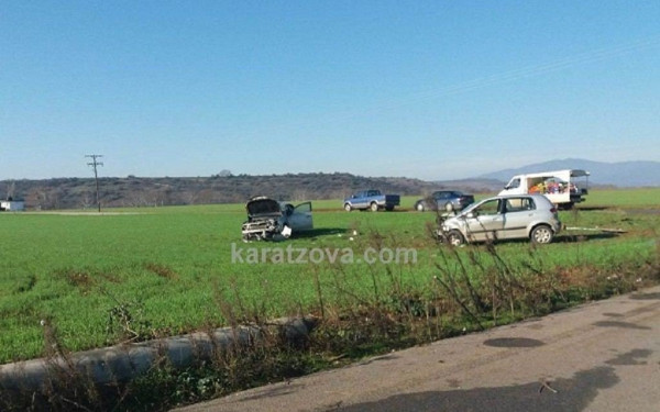 Θεσσαλονίκη: Σοβαρά τραυματισμένη 30χρονη σε τροχαίο - Άλλοι τρεις τραυματίες στο ΑΧΕΠΑ