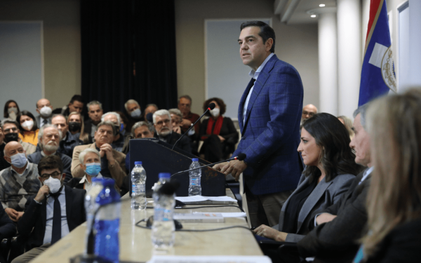 Α. Τσίπρας: Η φορολόγηση των υπερκερδών των διυλιστηρίων θα καταγραφεί ως δαπάνη για να εκπέσει η φορολογία