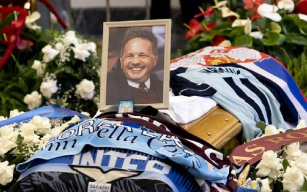 Πόνος βουβός στο τελευταίο «αντίο» στον Σίνισα Μιχάιλοβιτς (βίντεο)