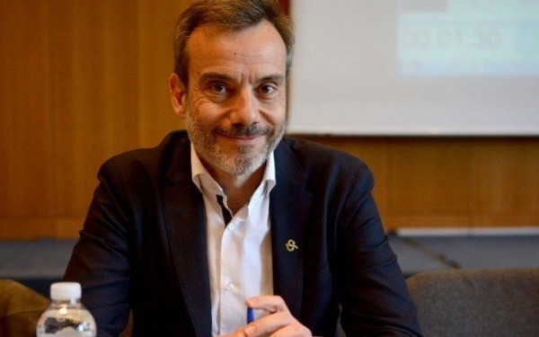 Παραδοσιακά κάλαντα άκουσε ο Ζέρβας - «Το 2023 να γευόμαστε χαρές κι επιτυχίες στη Θεσσαλονίκη μας»