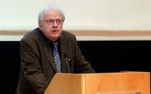 Ο σεισμολόγος Άκης Τσελέντης υποψήφιος στις Ευρωεκλογές με τη «Νίκη»