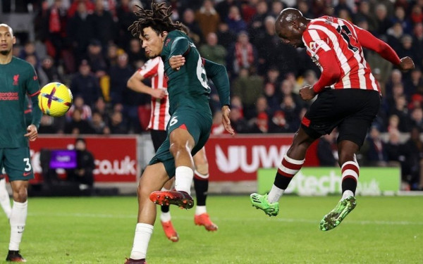 Αγγλία: Ιστορικό κάζο της Λίβερπουλ στο Λονδίνο (βίντεο)