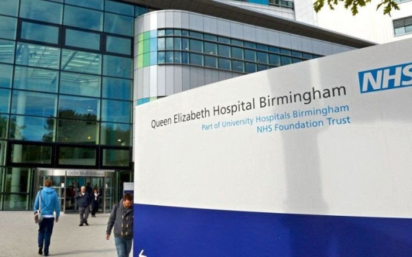 Βρετανία: Ξεκινά η επιχείρηση αποσυμφόρησης των νοσοκομείων - Σε δομές φροντίδας θα μεταφέρονται ασθενείς