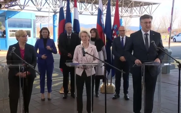 Στα σύνορα Κροατίας - Σλοβενίας η φον ντερ Λάιεν: Καλωσόρισε το Ζάγκρεμπ στη Σένγκεν και το ευρώ