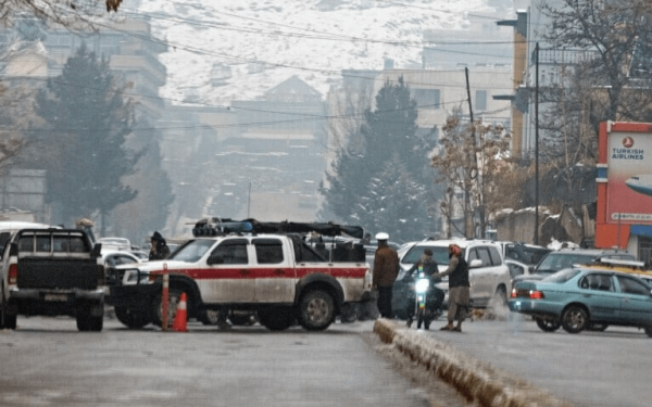 Τουλάχιστον 5 νεκροί και δεκάδες τραυματίες από την επίθεση αυτοκτονίας στο Αφγανιστάν (βίντεο)