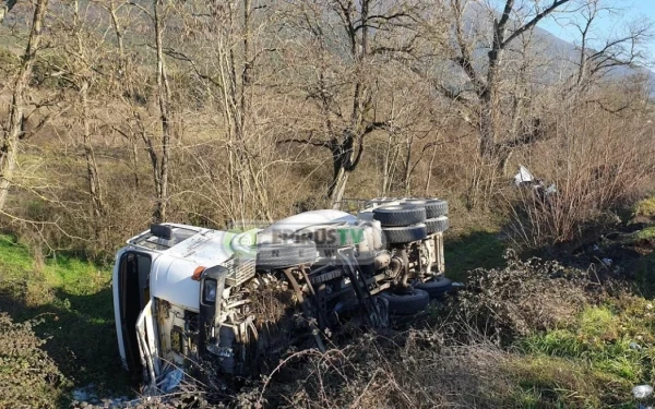 Ιωάννινα: Μετωπική σύγκρουση μπετονιέρας με Ι.Χ - Ένας σοβαρά τραυματίας 