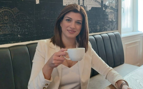 Πρωινός καφές με την Κατερίνα Νοτοπούλου