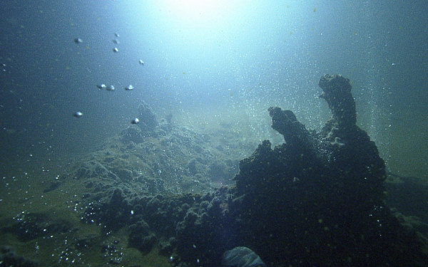 Γεωλογία: Υπό παρακολούθηση το ηφαιστειακό δυναμικό του Κολούμπου στη Σαντορίνη