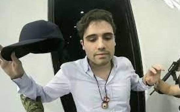 Οβίδιος Γκουζμάν: Καρέ καρέ η σύλληψη του γιου του Ελ Τσάπο - Τουλάχιστον 29 οι νεκροί (βίντεο)