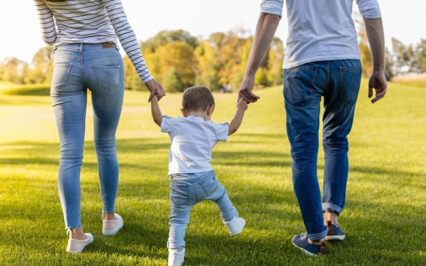 Αυξήθηκαν κατά 6% οι υιοθεσίες στην χώρα μας