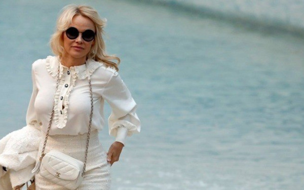 Δείτε βίντεο - Ντοκιμαντέρ στο Netflix η ζωή της Πάμελα Άντερσον