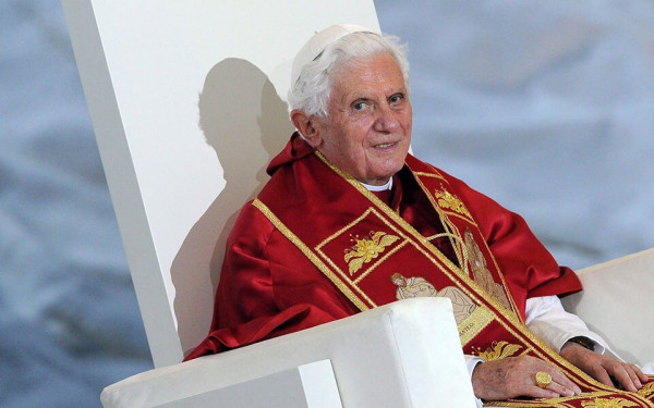 Βατικανό: Συνεχίζεται για τρίτη ημέρα το λαϊκό προσκύνημα - Αύριο η κηδεία του επίτιμου ποντίφικα Βενέδικτου