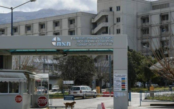 Ρίγη συγκίνησης στο χειρουργείο: Οι γιατροί τήρησαν ενός λεπτού σιγή στη μνήμη του 6χρονου Θωμά που δίνει ζωή σε άλλους 6 ανθρώπους (βίντεο)