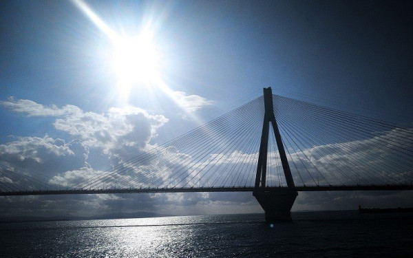 Πάτρα: Νεκρός άνδρας που έπεσε από τη γέφυρα Ρίου-Αντιρρίου 