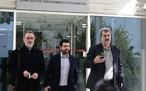 Πολάκης και Κάτσης στον Οικονομικό Εισαγγελέα για τα εικονικά τιμολόγια προς τη Marc