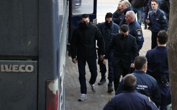 Δίκη Άλκη Καμπανού: Καταθέτει ο τρίτος αστυνομικός για τη δολοφονία του 19χρονου