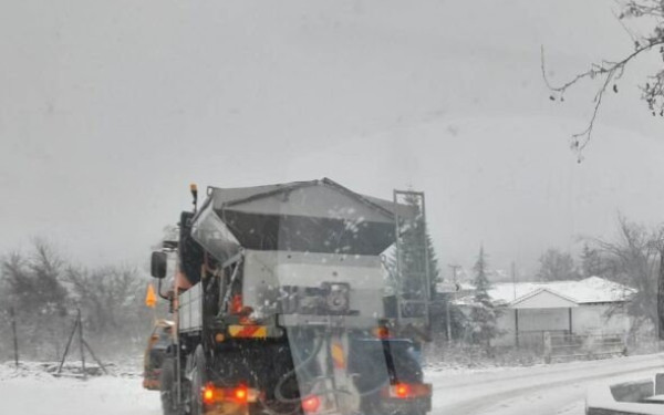 Θέρμη: Το έστρωσε σε Λιβάδι και Περιστερά - Ανοιχτό το οδικό δίκτυο