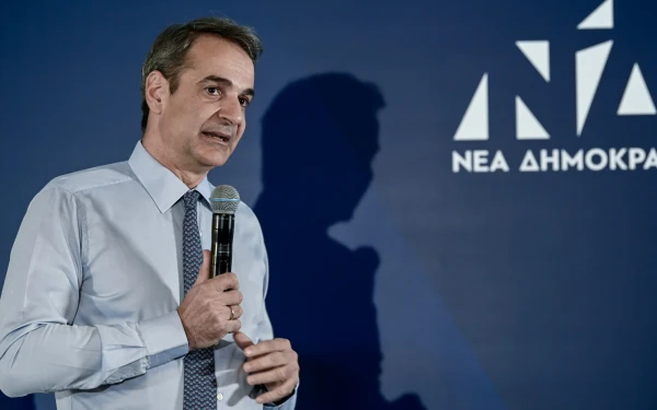 Fitch, συντάξεις και... Ιαπωνία στον εβδομαδιαίο απολογισμό του πρωθυπουργού