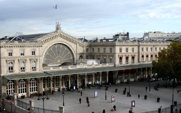 Παρίσι: Διακόπηκε εκτάκτως η κυκλοφορία στον σιδηροδρομικό σταθμό Γκαρ ντε λ'Εστ  (φωτ.)