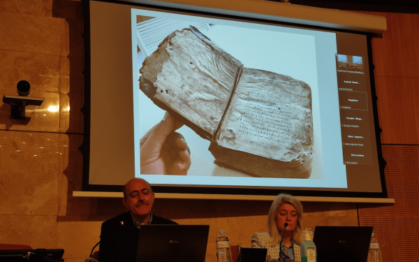 Τα άγνωστα και σπουδαία 183 χειρόγραφα που φυλάγονται στο ΑΠΘ (φωτ.)