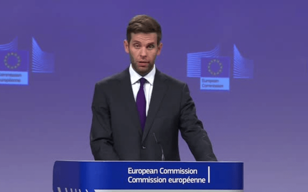 Δέσμευση της Κομισιόν για αποστολή βοήθειας και στη Συρία