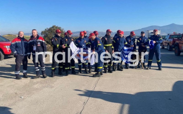 Απεγκλώβισε από τα συντρίμμια 10 ανθρώπινες ψυχές η ελληνική αποστολή στην Τουρκία