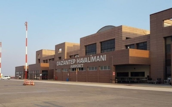 Σεισμός στην Τουρκία: Σεισμόπληκτοι έχουν βρει καταφύγιο στην αίθουσα VIP του αεροδρομίου της Γκαζιαντέπ