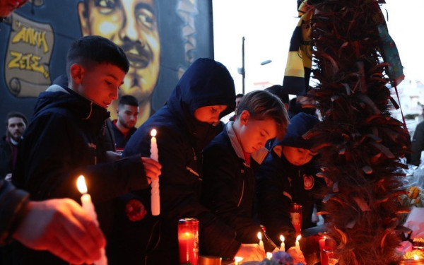 «Γι' αυτό ήρθαμε στην πορεία»: Άνθρωποι που τίμησαν τη μνήμη του Άλκη, μιλούν στο makthes.gr