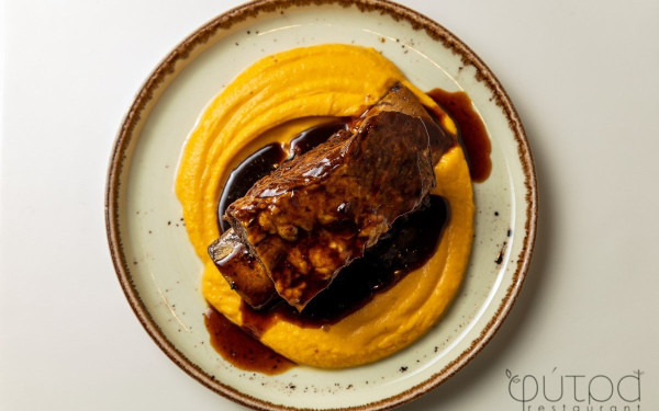 «Φύτρα Restaurant»: Ένας νέος σύγχρονος χώρος για νόστιμο φαγητό που μυρίζει… θαλπωρή