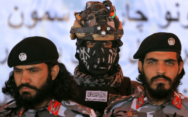 Αφγανιστάν: Οι Ταλιμπάν απαγόρευσαν στις Αφγανές που διανέμουν τη βοήθεια του ΟΗΕ να εργάζονται οπουδήποτε στη χώρα