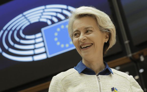 Ούρσουλα Φον ντερ Λάιεν: Η ΕΕ εκφράζει την πλήρη αλληλεγγύη της με τη Δανία και τη Γροιλανδία