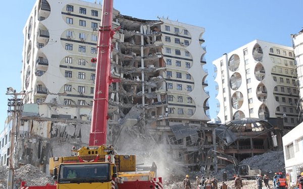 Τουρκία: Επενδύσεις  1,5 δισ. ευρώ στις σεισμόπληκτες περιοχές από την Ευρωπαϊκή Τράπεζα Ανασυγκρότησης και Ανάπτυξης