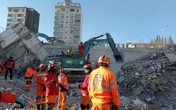 Νέος σεισμός 6,4 Ρίχτερ στην Τουρκία με 3 νεκρούς και 213 τραυματίες (βίντεο)