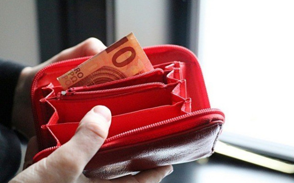 Φασούλι το φασούλι γεμίζει το σακούλι των παροχών