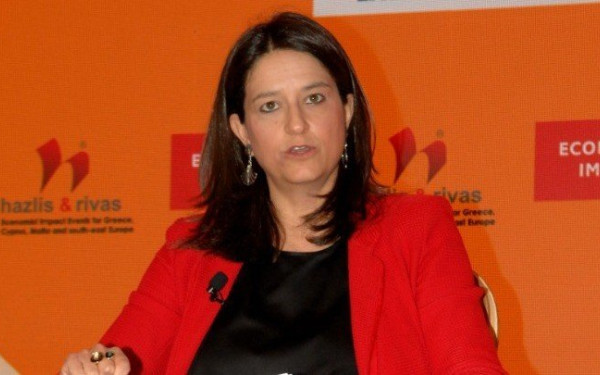 Στην Κύπρο για ενημέρωση σχετικά με την επιστολική ψήφο η Ν. Κεραμέως