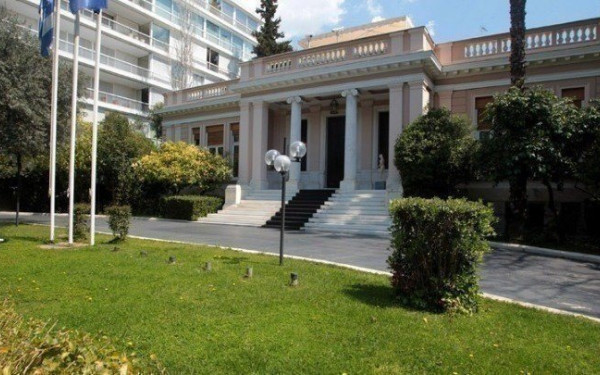 Κυβερνητικές πηγές: «Ακατάληπτη» η δήλωση Παραστατίδη Κυβερνητικές πηγές: «Ακατάληπτη» η δήλωση Παραστατίδη