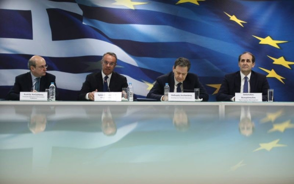 Επτά παρεμβάσεις για συνταξιούχους, αγρότες και ρυθμίσεις χρεών - Ποιοι συνταξιούχοι θα πάρουν 300, ποιοι 250 και ποιοι 200 ευρώ 