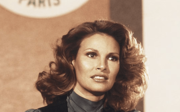 Πέθανε στα 82 της η Ρακέλ Γουέλς (βίντεο & φωτ.)