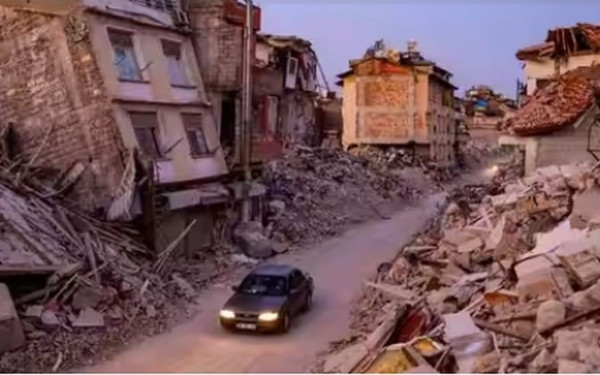 Τουρκία: Στους 6 οι νεκροί από τις νέες σεισμικές δονήσεις - Άλλοι 294 άνθρωποι τραυματίστηκαν (βίντεο)
