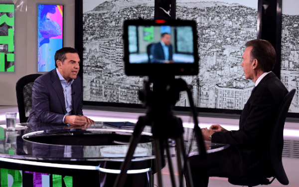 Αλ. Τσίπρας: «Ο κ. Μητσοτάκης στέρησε 7 δισ. από τους συνταξιούχους και τώρα τους δίνει 300 εκατ.»