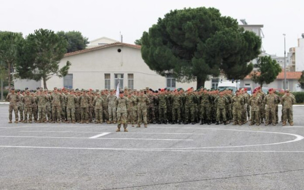 Για πρώτη φορά η εκπαίδευση στο σχολείο αεροκίνητων επιχειρήσεων των ΗΠΑ διεξήχθη στην Ελλάδα (βίντεο, φωτ.)