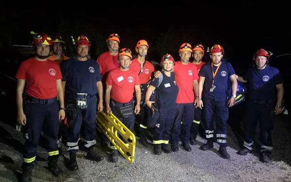 Τραγωδία στα Τέμπη:  Συγκλονιστικές μαρτυρίες εθελοντών-διασωστών στο makthes:  «Συντρίμμια παντού, απόκοσμες εικόνες»