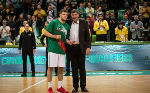 Μπάσκετ: Αθλητής της χρονιάς ο Βεζένκοφ στη Βουλγαρία (βίντεο)