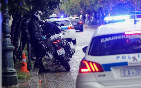 Θεσσαλονίκη: 3 συλλήψεις σε επιχείρηση για ναρκωτικά στον Δενδροπόταμο