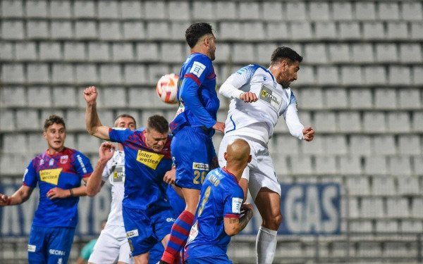 Super League: Ο Κούτσιας »πλήγωσε» τη Λαμία, 1-1 με τον Βόλο (βίντεο)