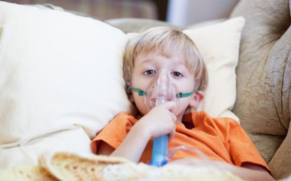 Προ των πυλών οι λοιμώξεις του αναπνευστικού: Πώς μπορούν να βοηθήσουν τα εμβόλια