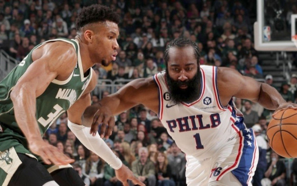 ΝΒΑ: Οι Σίξερς διέκοψαν το τρομερό σερί των Μπακς (βίντεο)