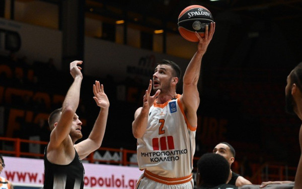 Μπάσκετ: Ο ΠΑΟΚ ηττήθηκε στην Πάτρα και έχασε έδαφος για την τετράδα (βίντεο)