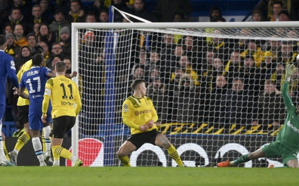 Champions League: Υπέρβαση η Τσέλσι, απέκλεισε την Ντόρτμουντ (βίντεο)