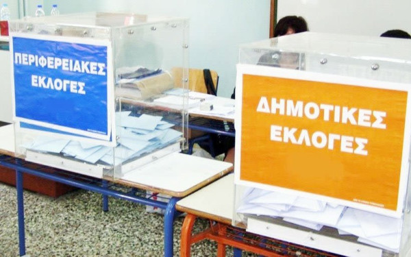 Ο πρόεδρος που τον πολιορκούν όλοι οι υποψήφιοι δήμαρχοι